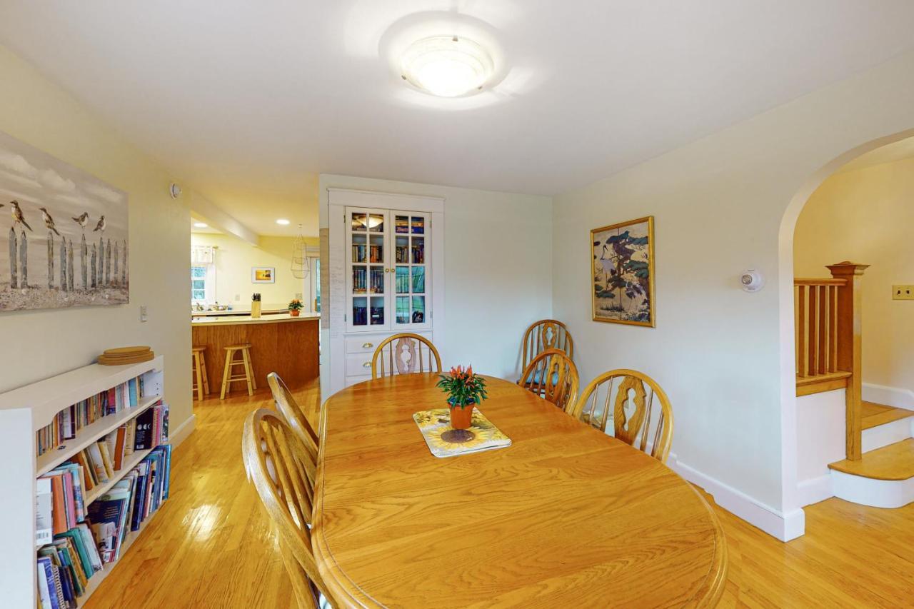 Villa Cape Me Away Gilford Exterior foto